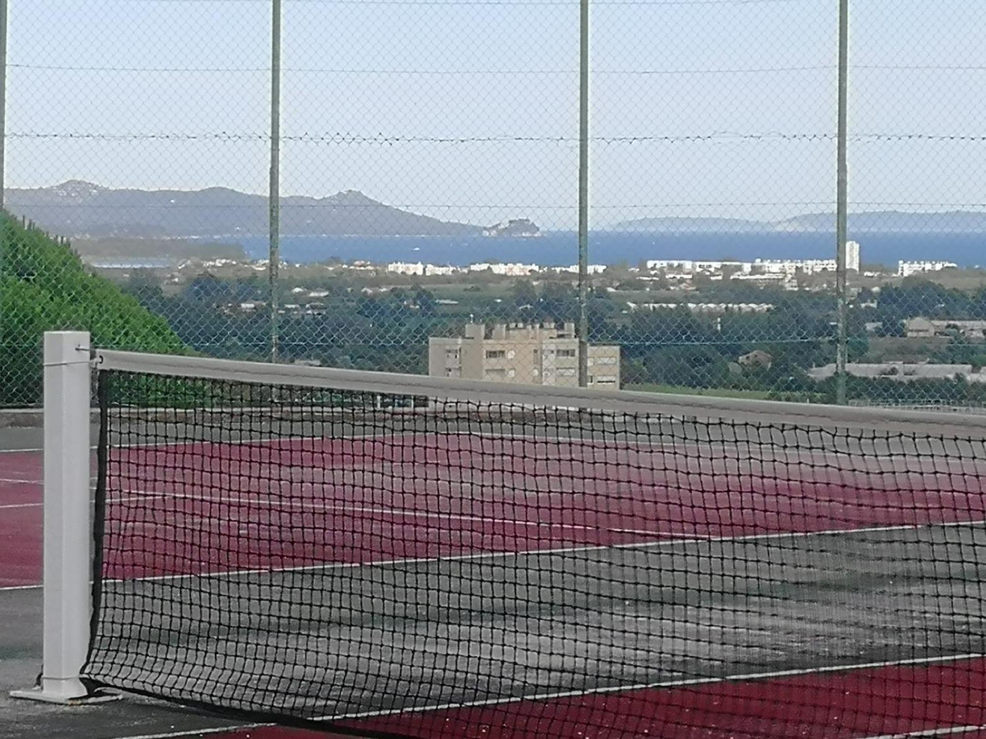 Studio Climatise Dans Residence Avec Piscine Et Tennis Hyères Eksteriør billede